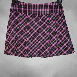 Plaid pleated A-line skirt